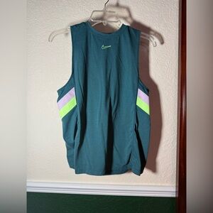 Nike Sleeveless Shirt